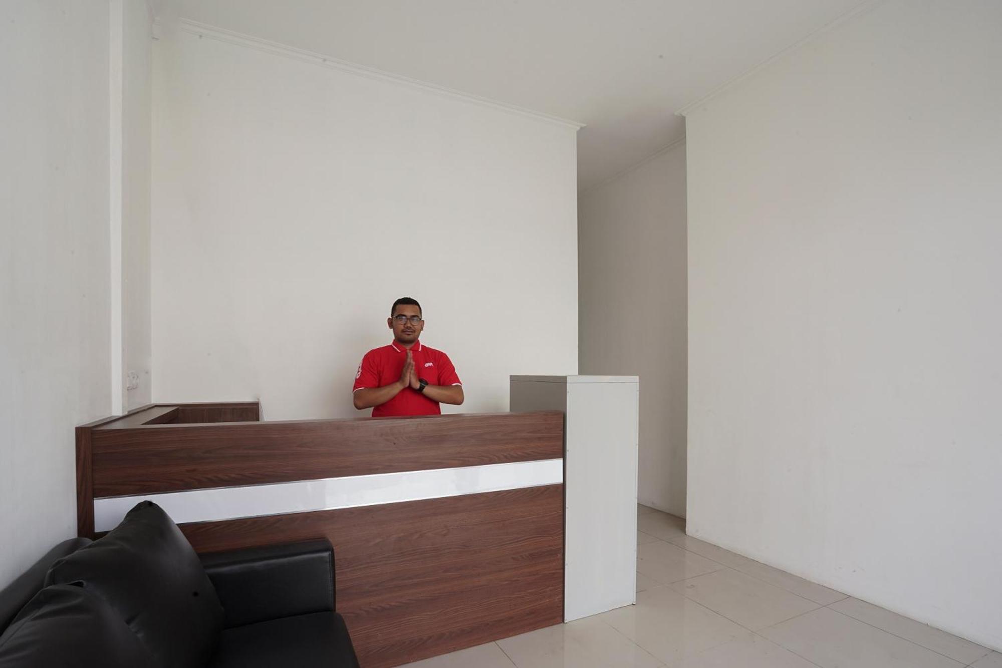 Super Oyo 2183 Cibeureum Residence Bandung Kültér fotó