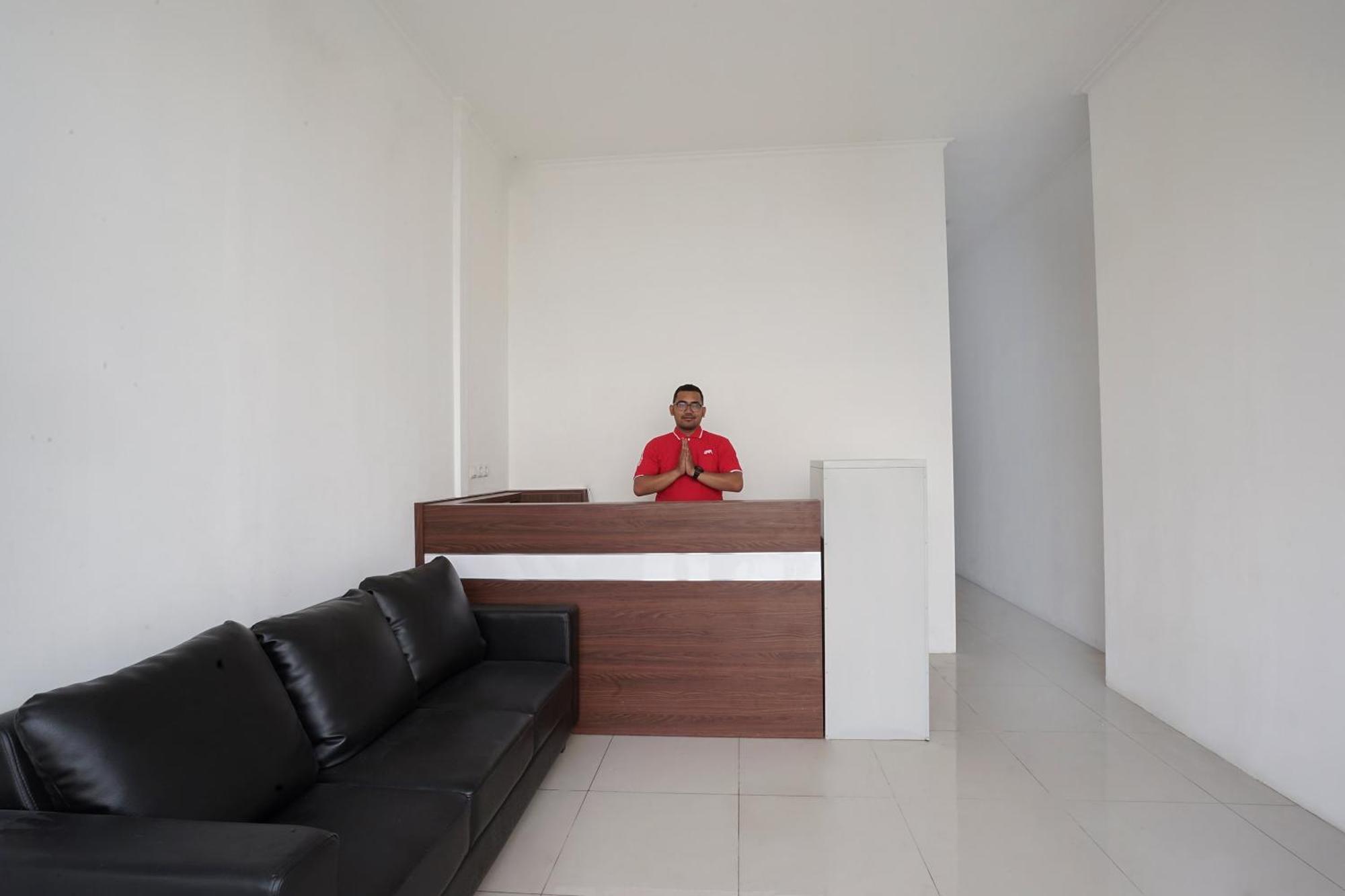Super Oyo 2183 Cibeureum Residence Bandung Kültér fotó