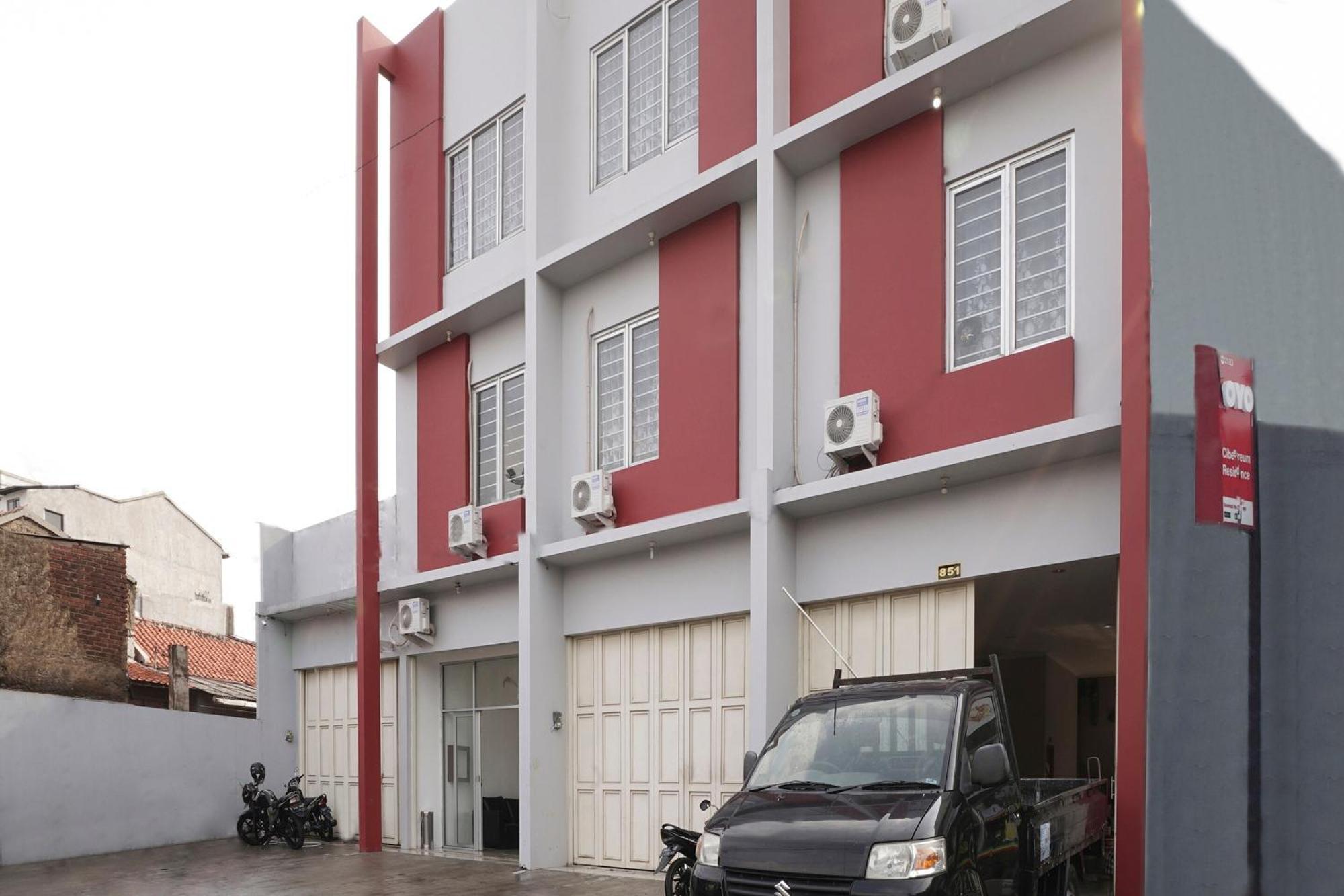 Super Oyo 2183 Cibeureum Residence Bandung Kültér fotó