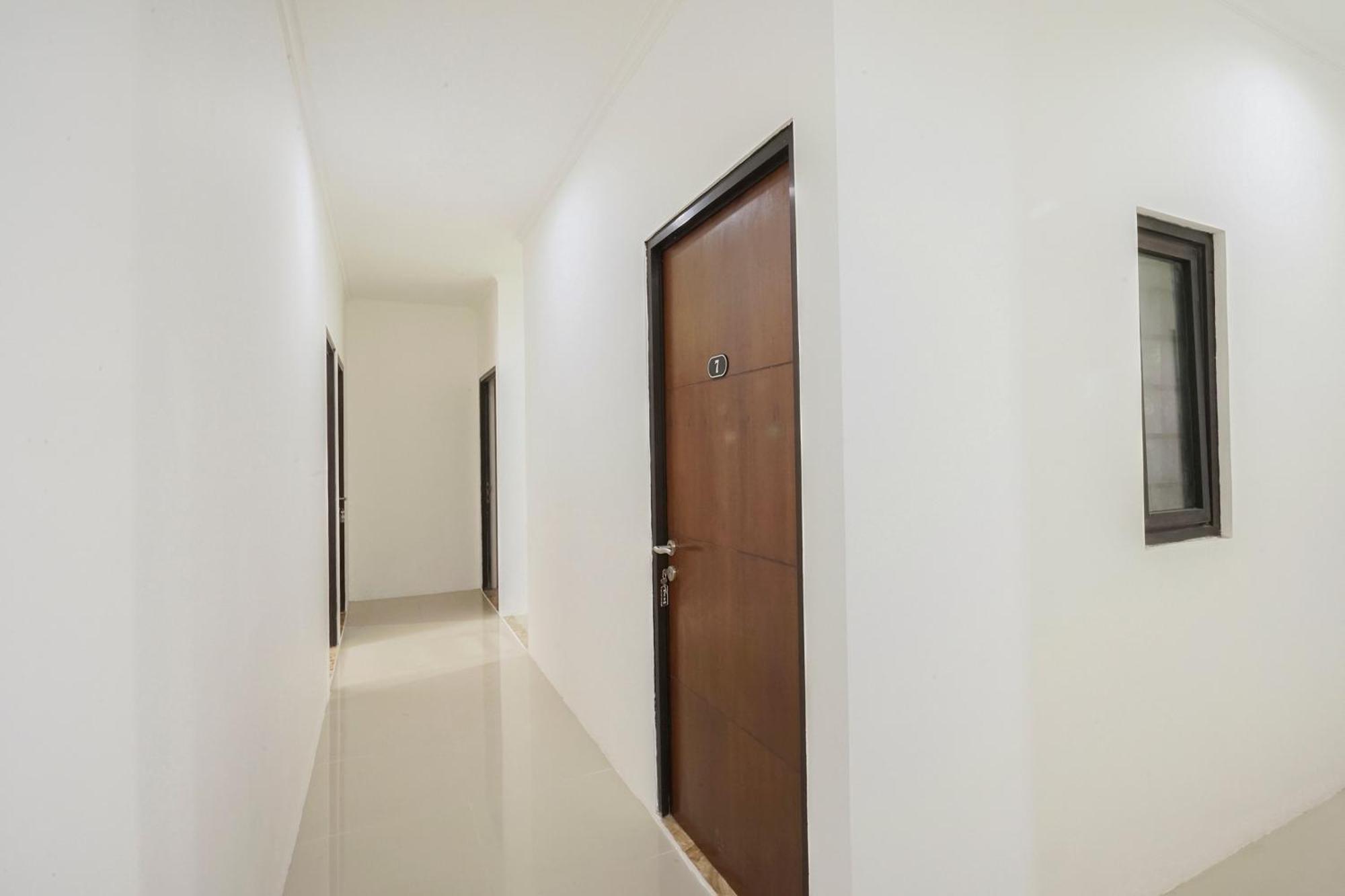 Super Oyo 2183 Cibeureum Residence Bandung Kültér fotó